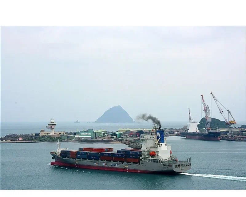 WAN HAI 105 Container Ship IMO 9596789 photo 9