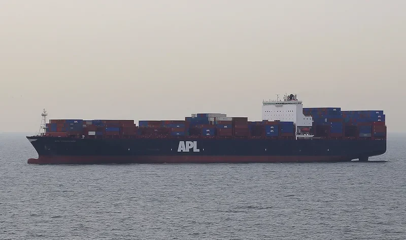 APL VANCOUVER Container Ship IMO 9597472 photo 2