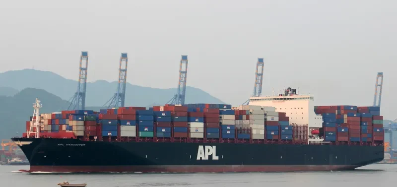 APL VANCOUVER Container Ship IMO 9597472 photo 6
