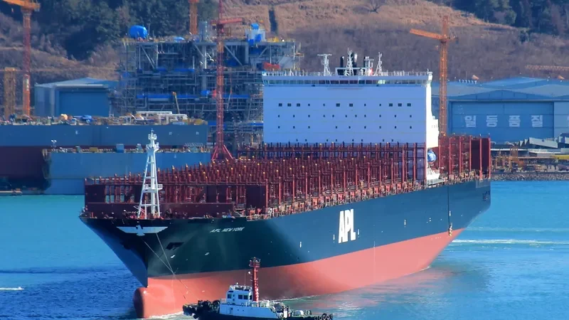 APL VANCOUVER Container Ship IMO 9597472 photo 9