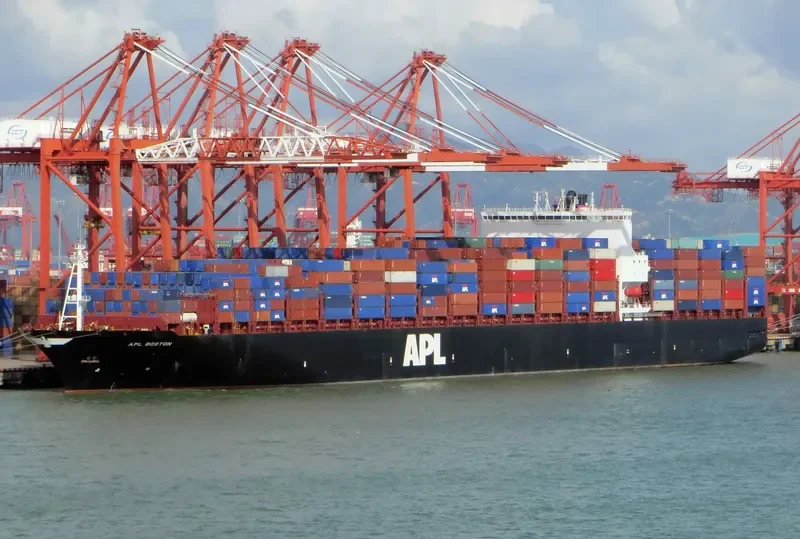 APL BOSTON Container Ship IMO 9597496 photo 6