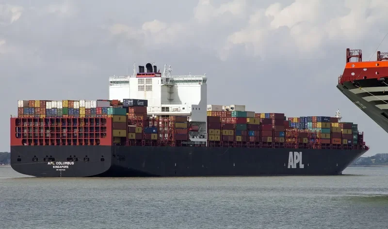APL COLUMBUS Container Ship IMO 9597525 photo 6