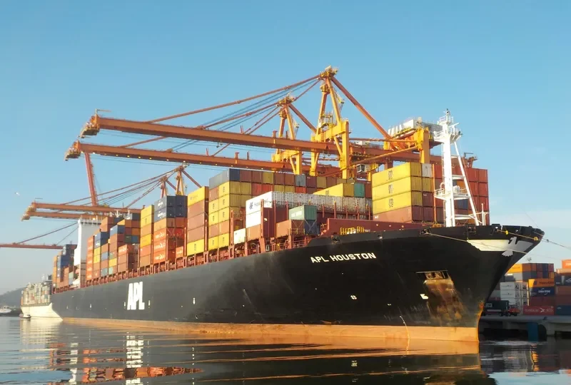 APL HOUSTON Container Ship IMO 9597537 photo 2