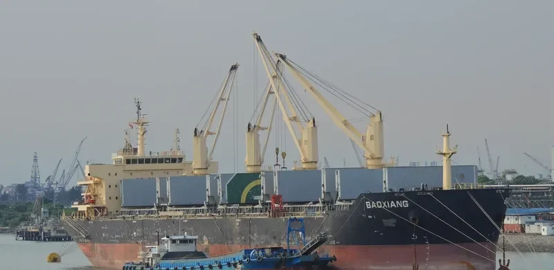EASTERN DAPHNE Bulk Carrier IMO 9598050 photo 3