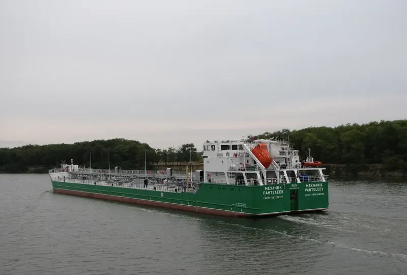 MEKHANIK PANTELEEV Tanker IMO 9598385 photo 4