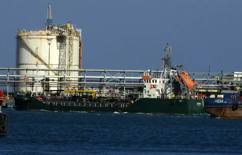 LERRIX Tanker IMO 9599377 photo 6