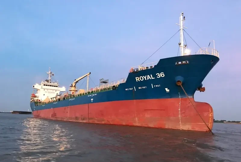 ROYAL 36 Tanker IMO 9600023 photo 3