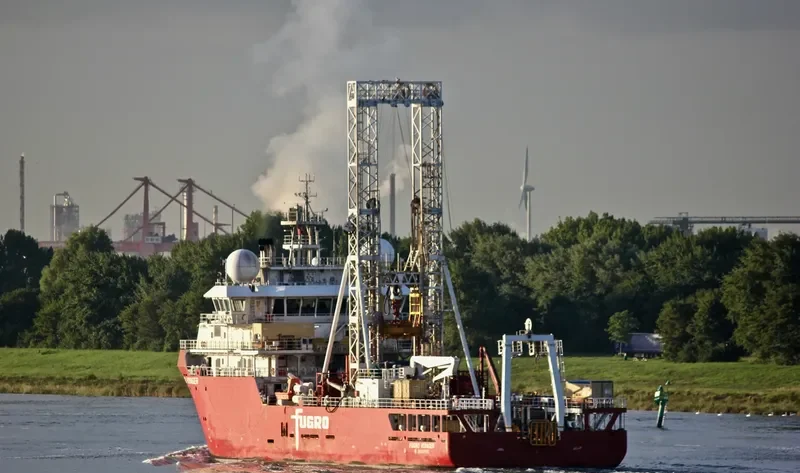 FUGRO VOYAGER General Cargo IMO 9600360 photo 2