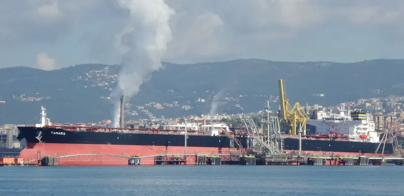 TAMARA Tanker IMO 9600889 photo 10