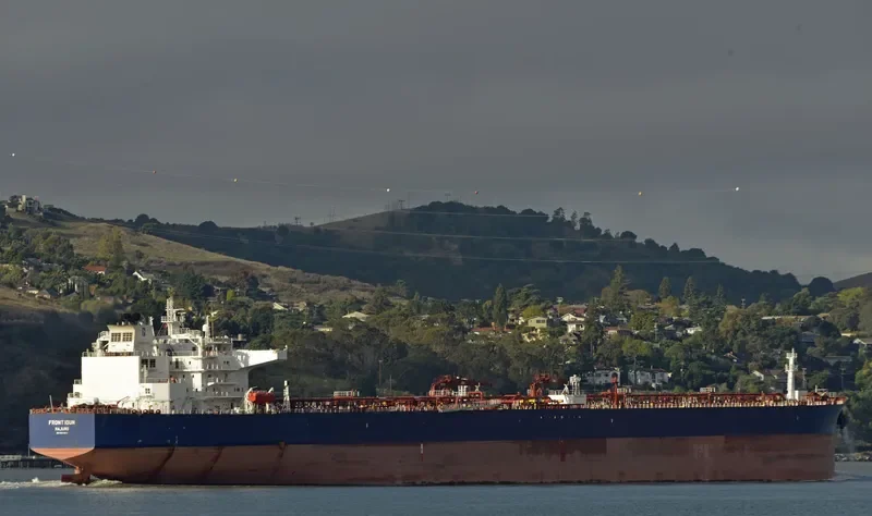 FRONT IDUN Tanker IMO 9600944 photo 3