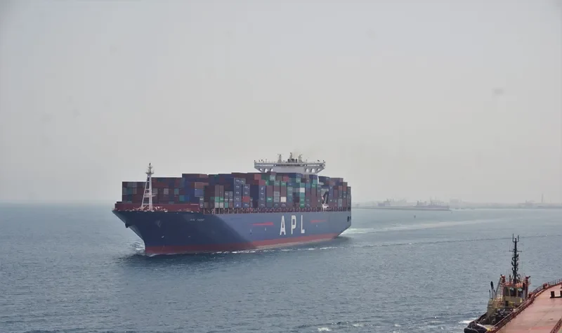 APL PARIS Container Ship IMO 9601302 photo 5