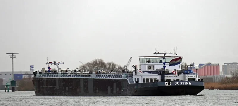 JUSTINA Tanker IMO 9602083 photo 9