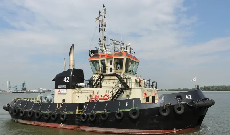 TUG 42 General Cargo IMO 9602112 photo 10