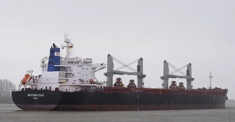 NEWPORT EAGLE Bulk Carrier IMO 9603063 photo 6