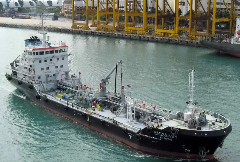 EMISSARY Tanker IMO 9603659 photo 8