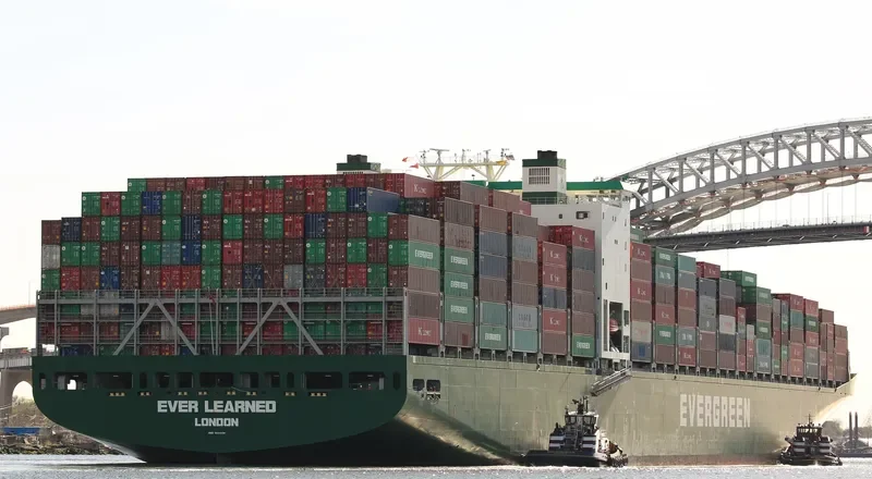 EVER LEARNED Container Ship IMO 9604108 photo 6