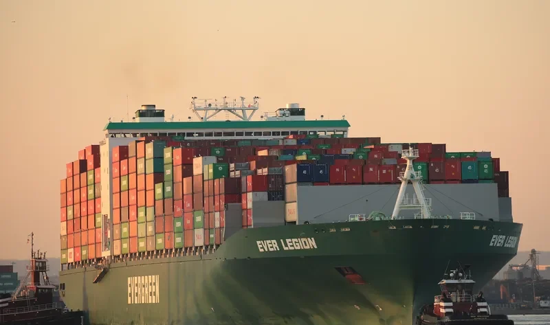 EVER LEGION Container Ship IMO 9604110 photo 3
