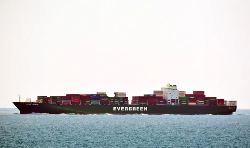 EVER LEGION Container Ship IMO 9604110 photo 4