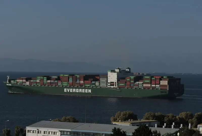 EVER LOTUS Container Ship IMO 9604122 photo 4