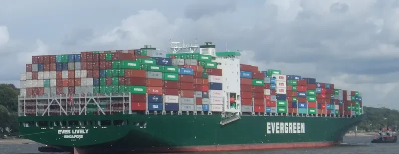 EVER LIVELY Container Ship IMO 9604134 photo 10