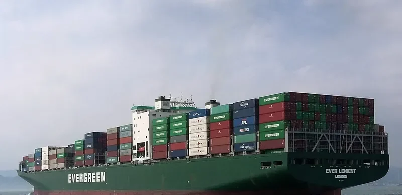 EVER LENIENT Container Ship IMO 9604146