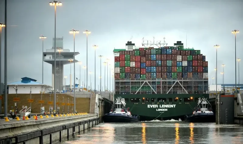 EVER LENIENT Container Ship IMO 9604146 photo 5