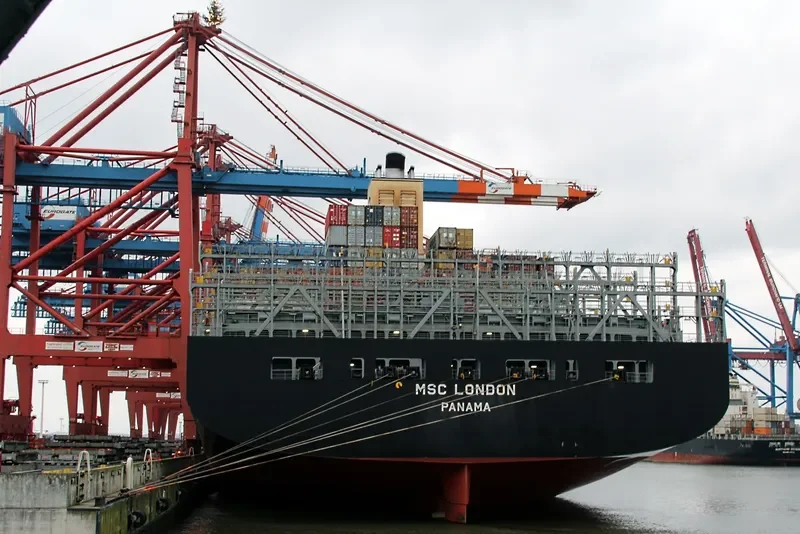 MSC LONDON Container Ship IMO 9606302 photo 4