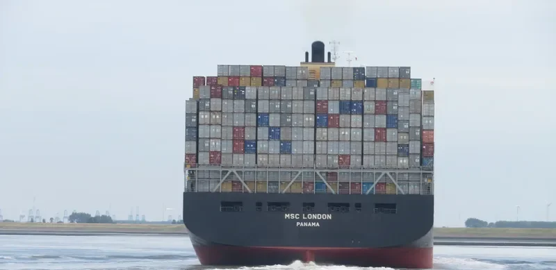 MSC LONDON Container Ship IMO 9606302 photo 10