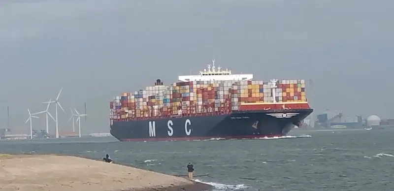 MSC NEW YORK Container Ship IMO 9606314 photo 7