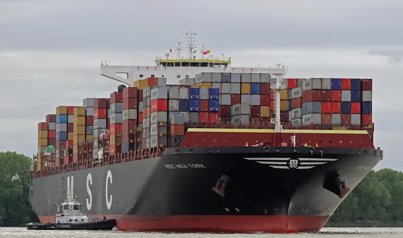 MSC NEW YORK Container Ship IMO 9606314 photo 8