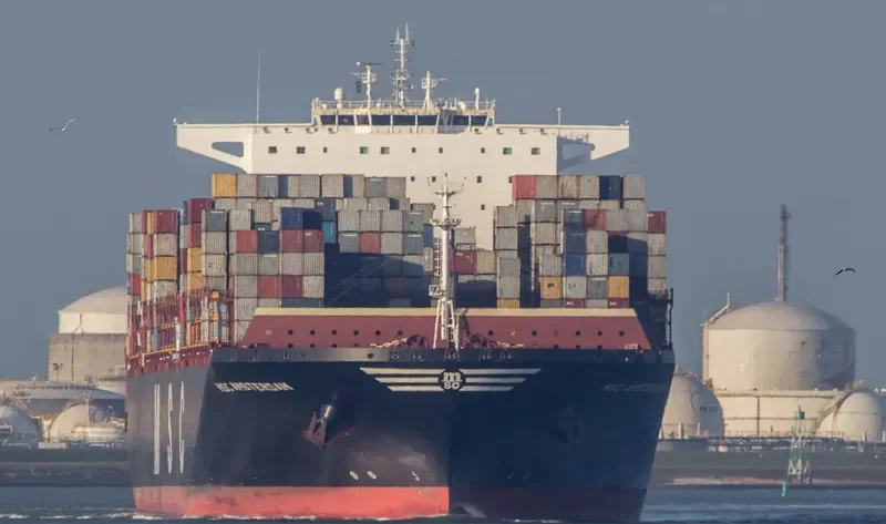 MSC AMSTERDAM Container Ship IMO 9606338 photo 5