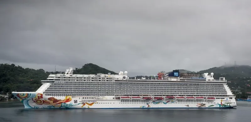 NORWEGIAN GETAWAY Passenger Ship IMO 9606924 photo 3
