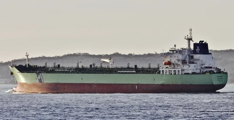 BW EGRET Tanker IMO 9607174 photo 2