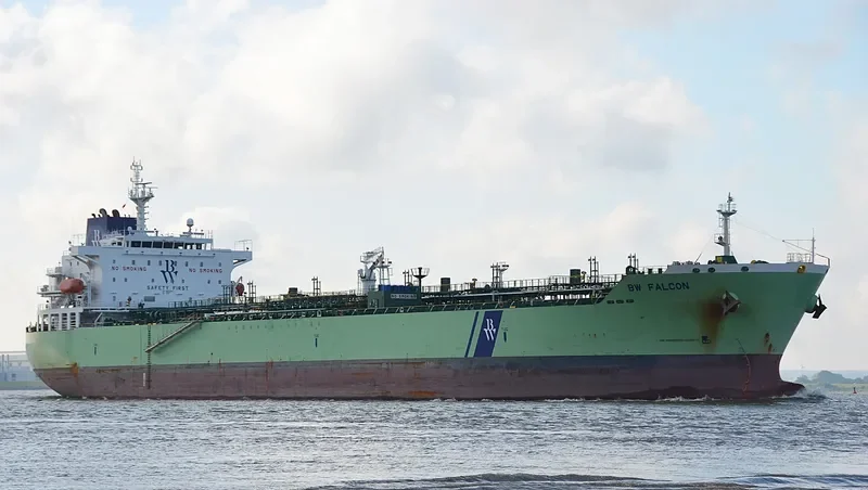 BW FALCON Tanker IMO 9607186 photo 7