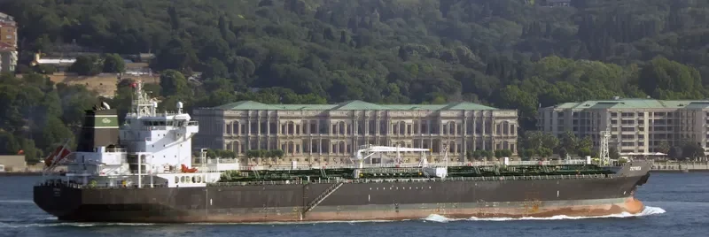 ZEFIREA Tanker IMO 9607643 photo 9