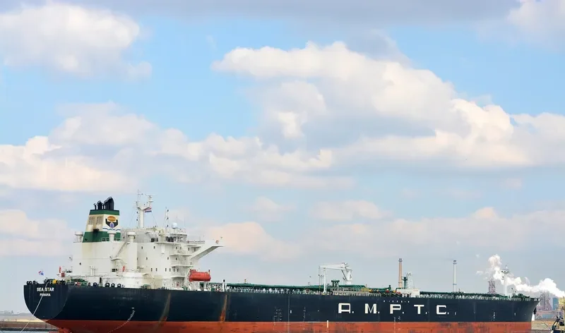 SEA STAR Tanker IMO 9607710 photo 3