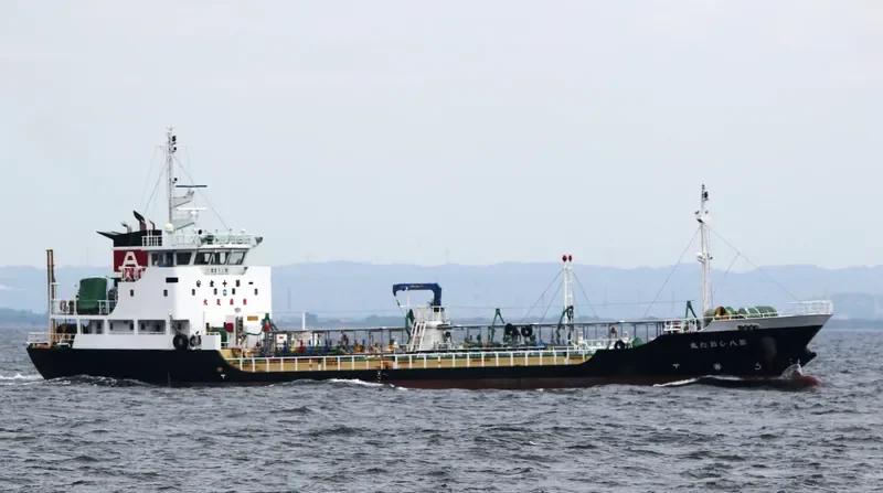 SHIOTA MARU NO.8 Tanker IMO 9608116 photo 3