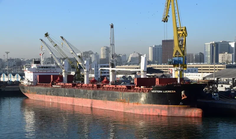 LANCASTER STRAIT Bulk Carrier IMO 9609706 photo 2