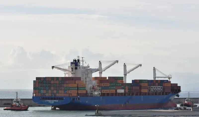 LIVORNO EXPRESS Container Ship IMO 9610157 photo 4