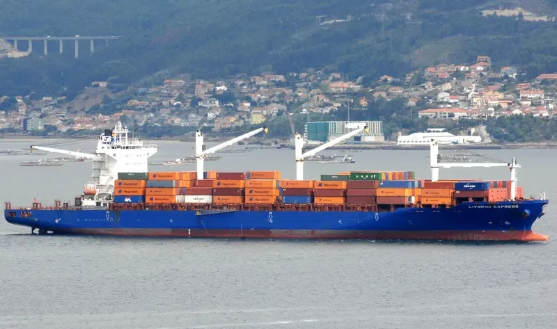 LIVORNO EXPRESS Container Ship IMO 9610157 photo 8