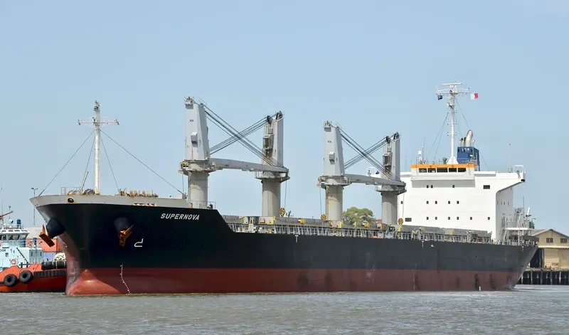 SUPERNOVA Bulk Carrier IMO 9610212