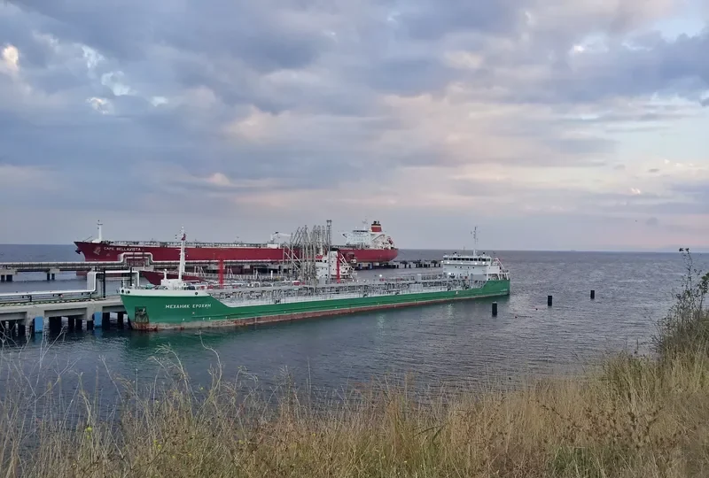 MEKHANIK EROKHIN Tanker IMO 9610262 photo 6