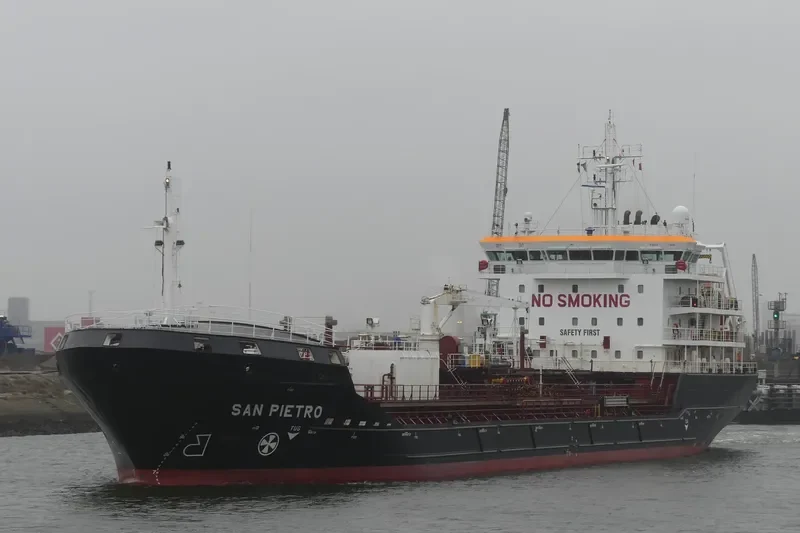 TUVAQ W Tanker IMO 9610341 photo 2