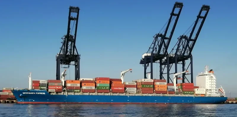ANTOFAGASTA EXPRESS Container Ship IMO 9612789 photo 9