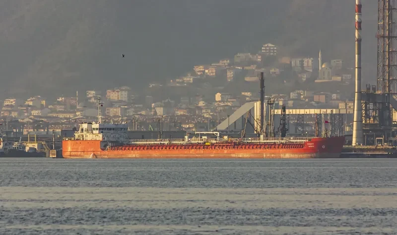 PAVEL YUDIN Tanker IMO 9612911 photo 9