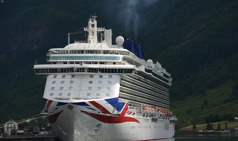 BRITANNIA Passenger Ship IMO 9614036 photo 2