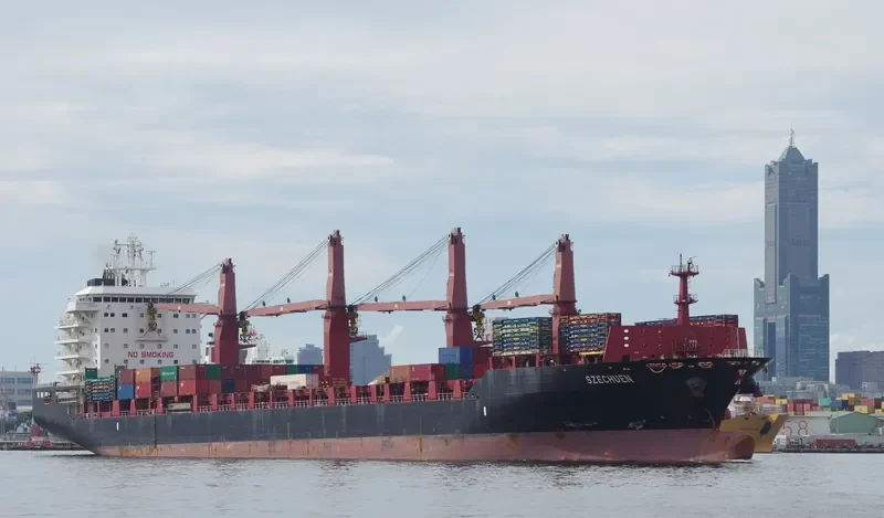 SZECHUEN Container Ship IMO 9614543 photo 5