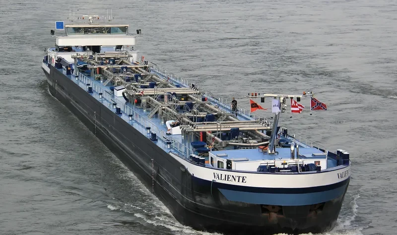 VALIENTE Tanker IMO 9614725 photo 7