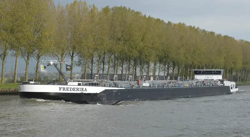 VESPUCCI Tanker IMO 9614737 photo 7