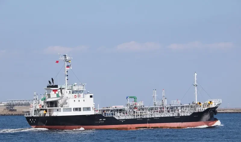 TAI OU MARU Tanker IMO 9615286 photo 4